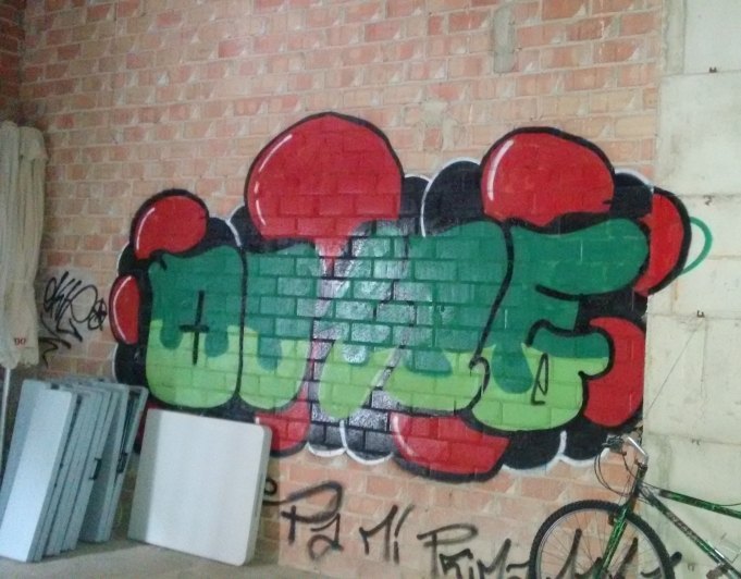 Local 84 m2