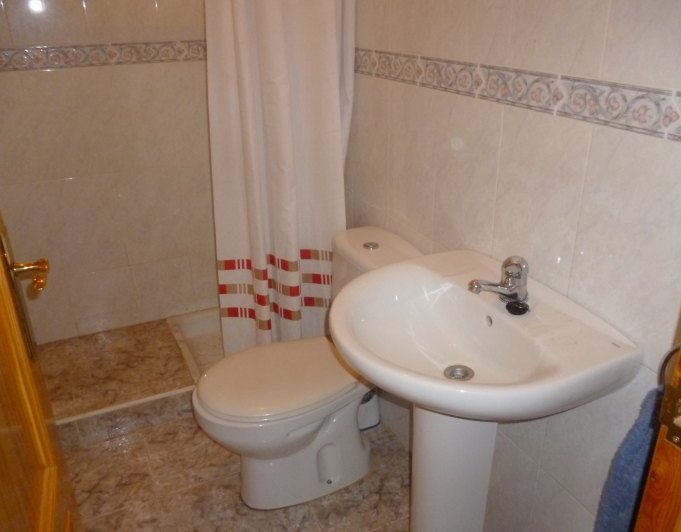 Terraced house in the village of La Rioja 15 minutes from Miranda