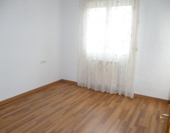 Terraced house in the village of La Rioja 15 minutes from Miranda