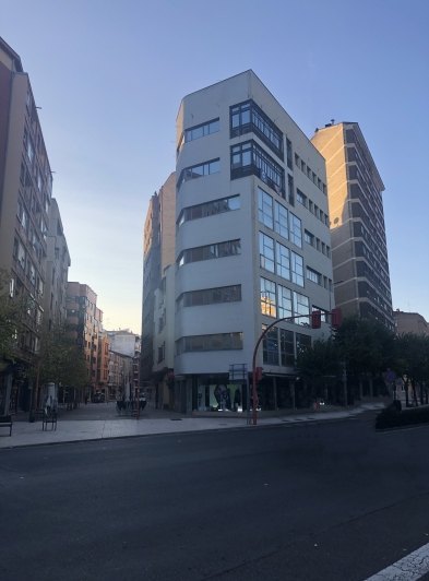 Oficina totalmente habilitada en el centro