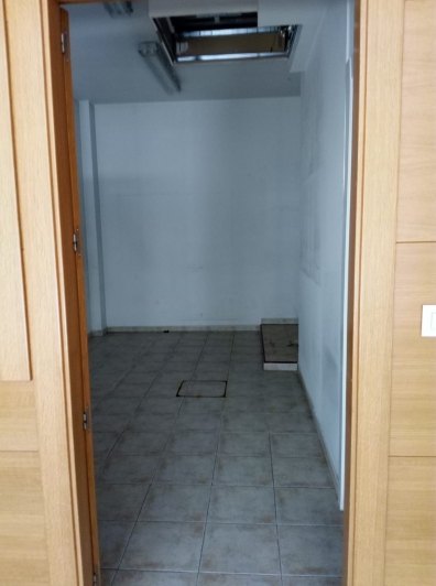 Rental of commercial premises in Calle Arenal