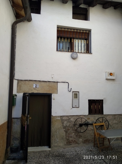 Casa a la venta de tres alturas en San Millán.
