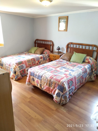 Casa a la venta de tres alturas en San Millán.