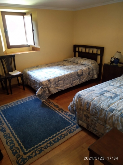 Casa a la venta de tres alturas en San Millán.