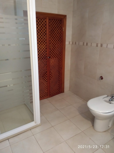 Casa a la venta de tres alturas en San Millán.