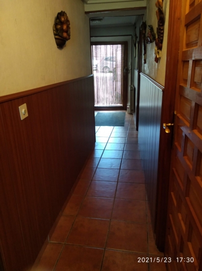 Casa a la venta de tres alturas en San Millán.