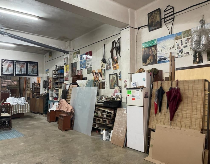 Local a la venta con grandes posibilidades
