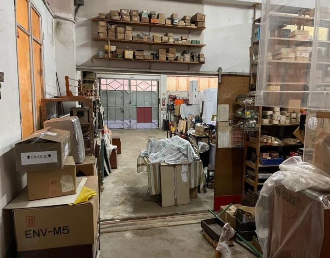 Local a la venta con grandes posibilidades