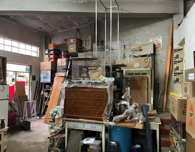 Local a la venta con grandes posibilidades