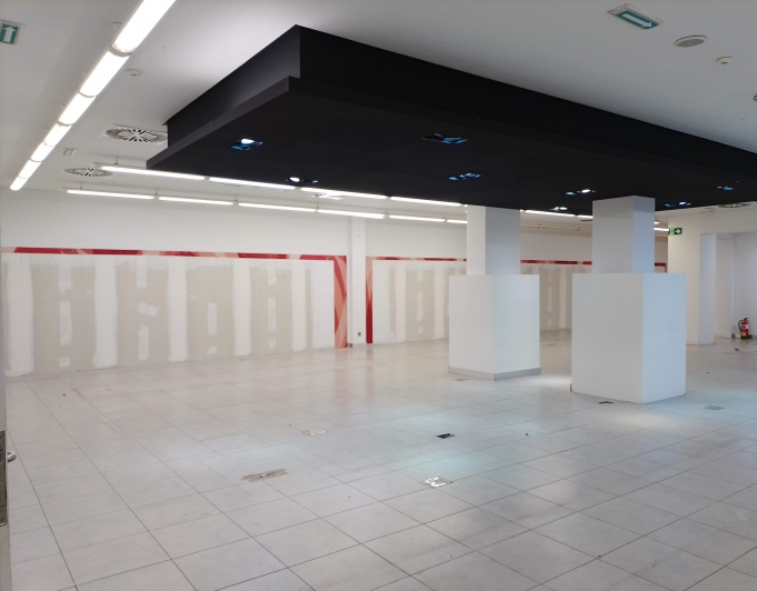 Local for rent in the city center