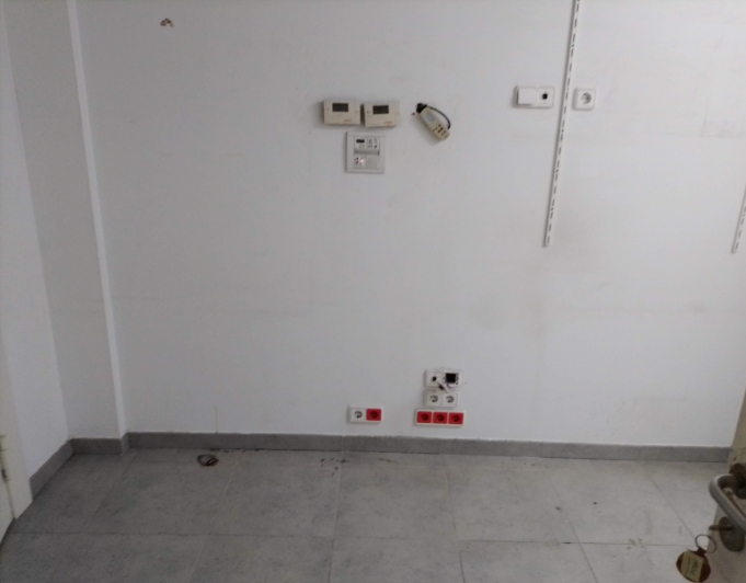 Local for rent in the city center