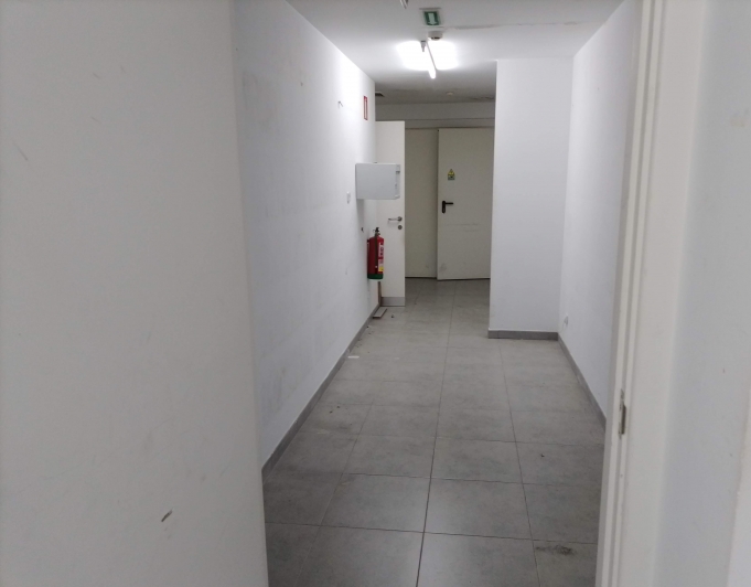 Local for rent in the city center