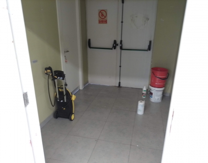 Local for rent in the city center