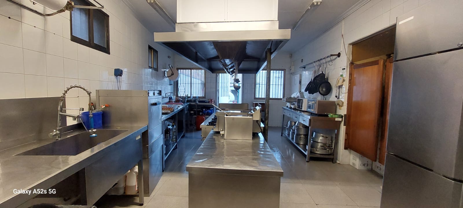 RESTAURTANTE EN VENTA CON NEGOCIO AL DIA