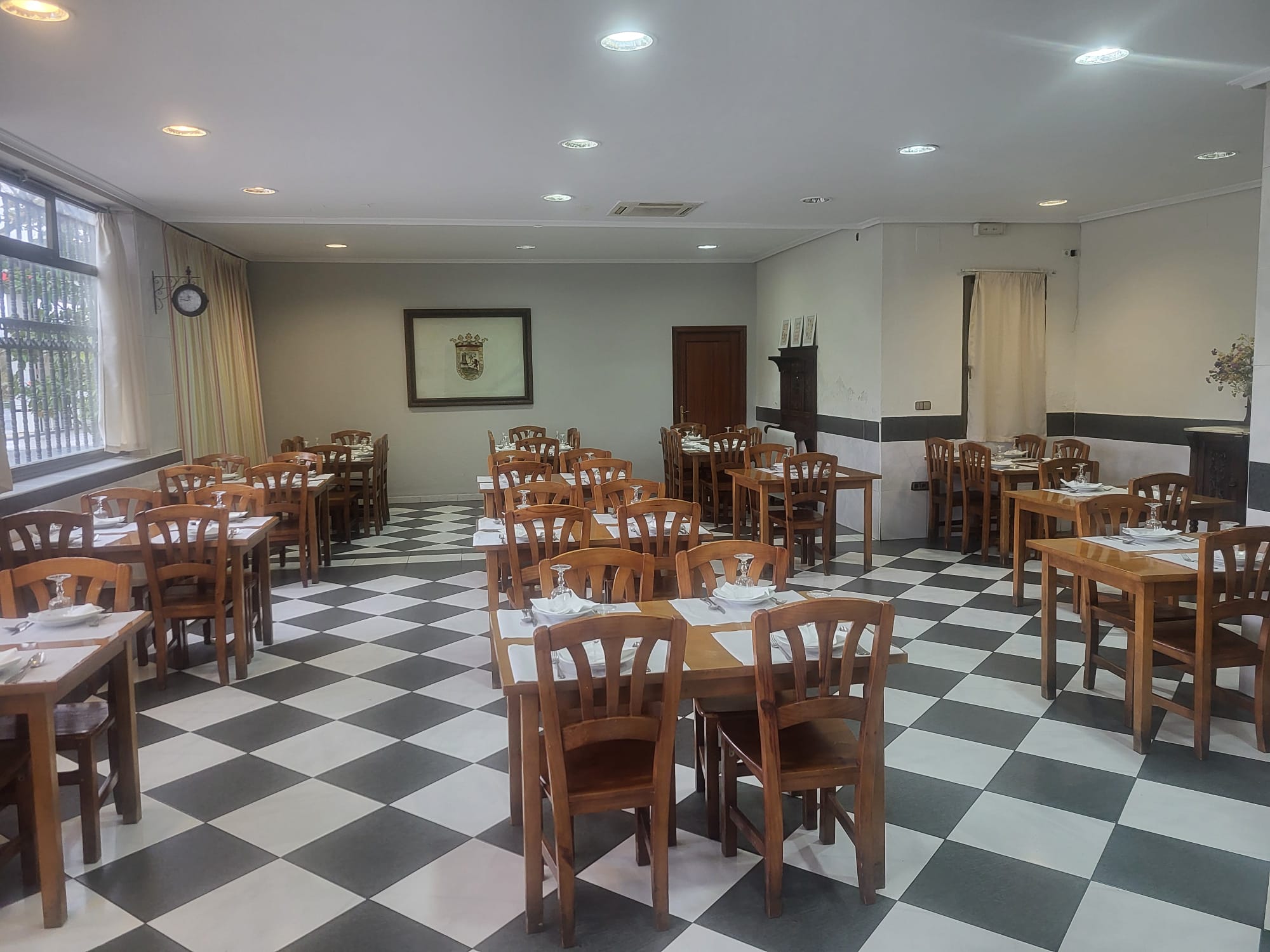 RESTAURTANTE EN VENTA CON NEGOCIO AL DIA