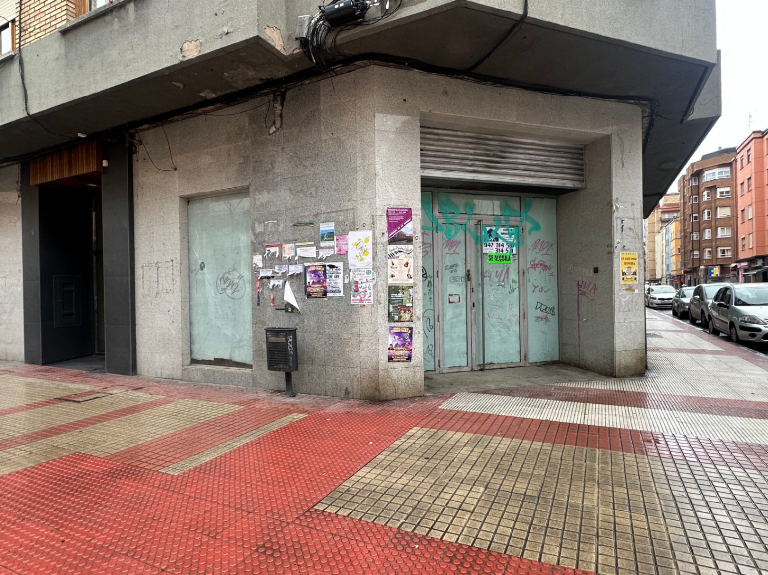 Local comercial en el centro de la ciudad en Calle Estación
