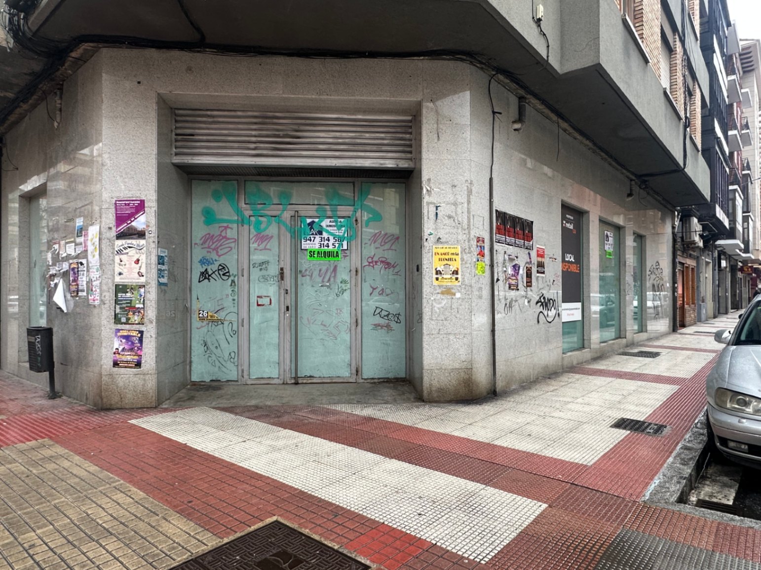 Local comercial en el centro de la ciudad en Calle Estación