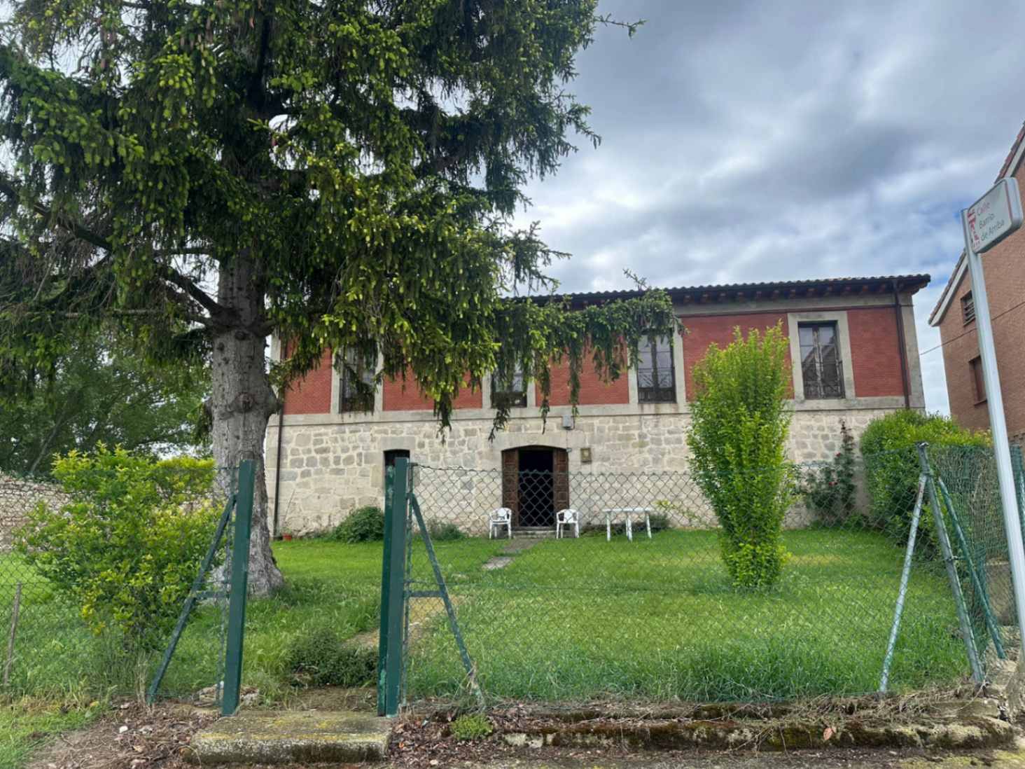 Casa con encanto en Orón