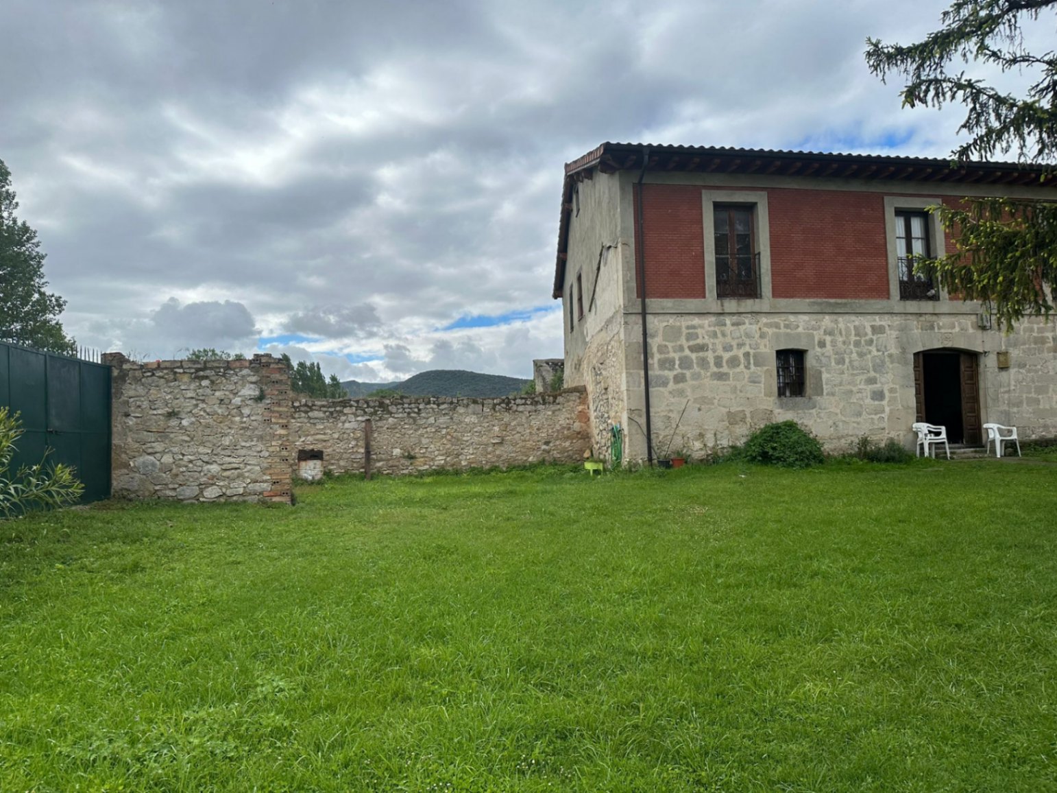 Casa con encanto en Orón