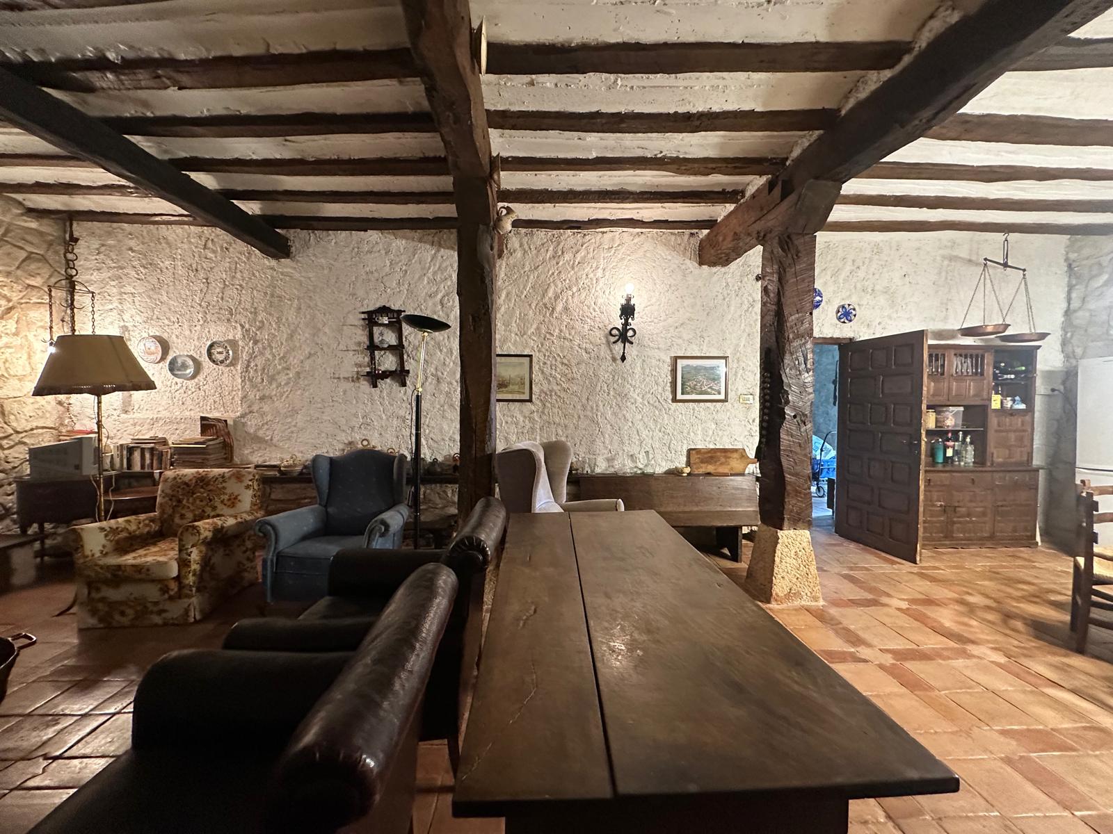 Casa con encanto en Orón