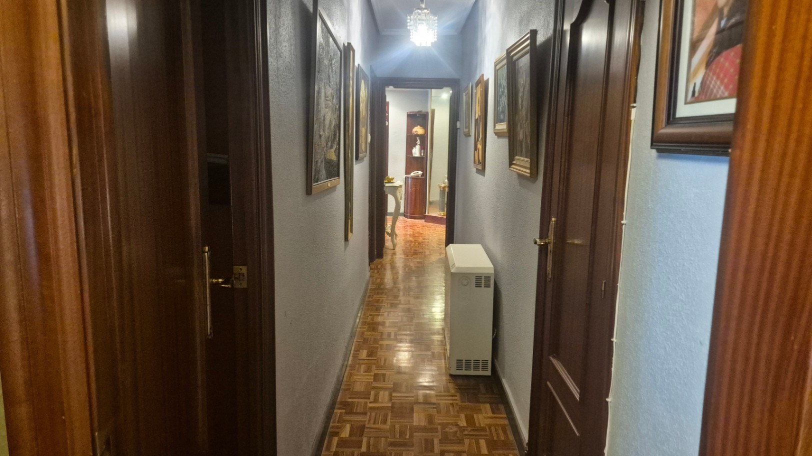 Piso con ascensor cercano al barrio de La Charca.
