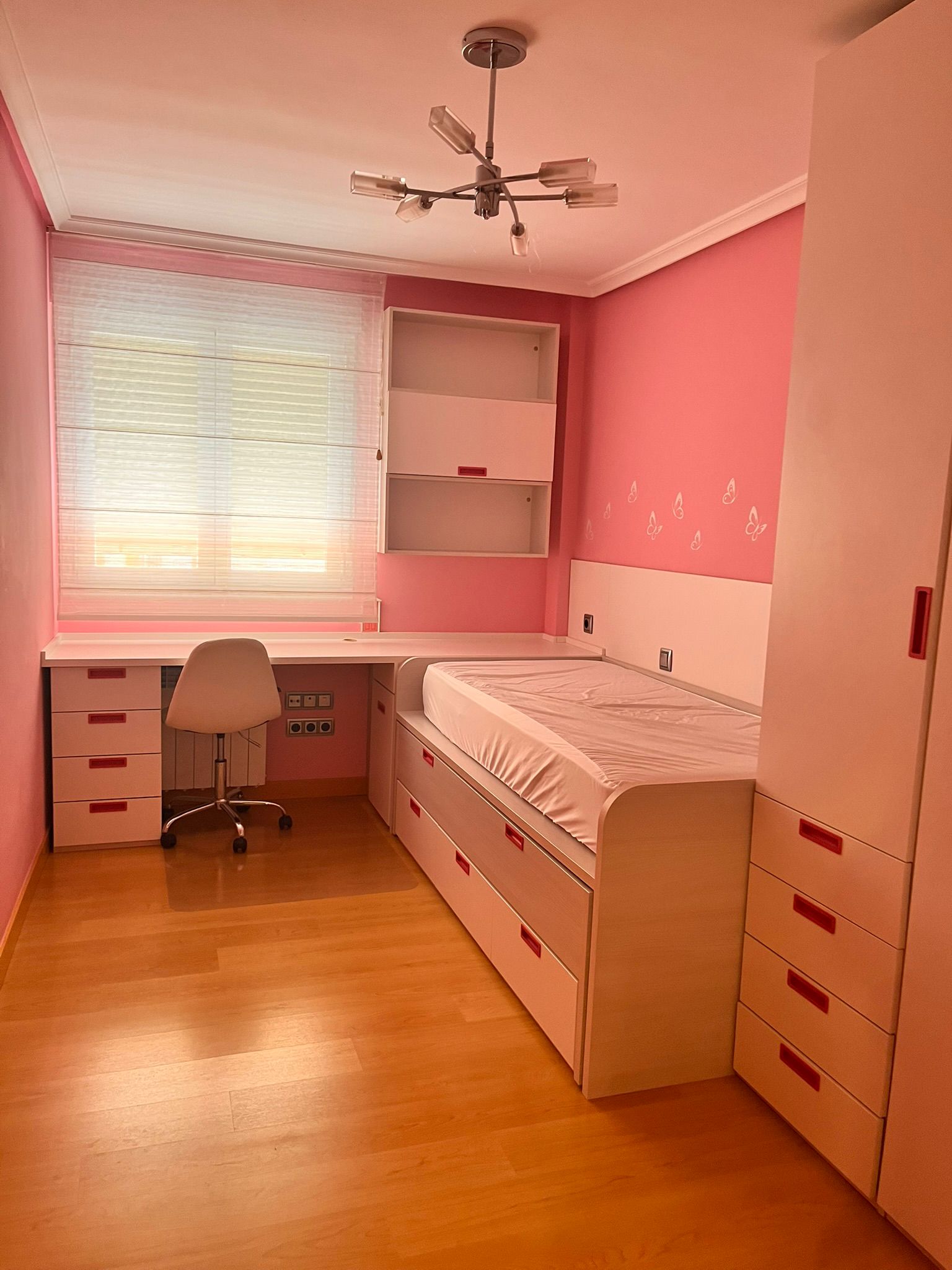 Precioso piso en venta en el centro de la ciudad con plaza de garaje incluida