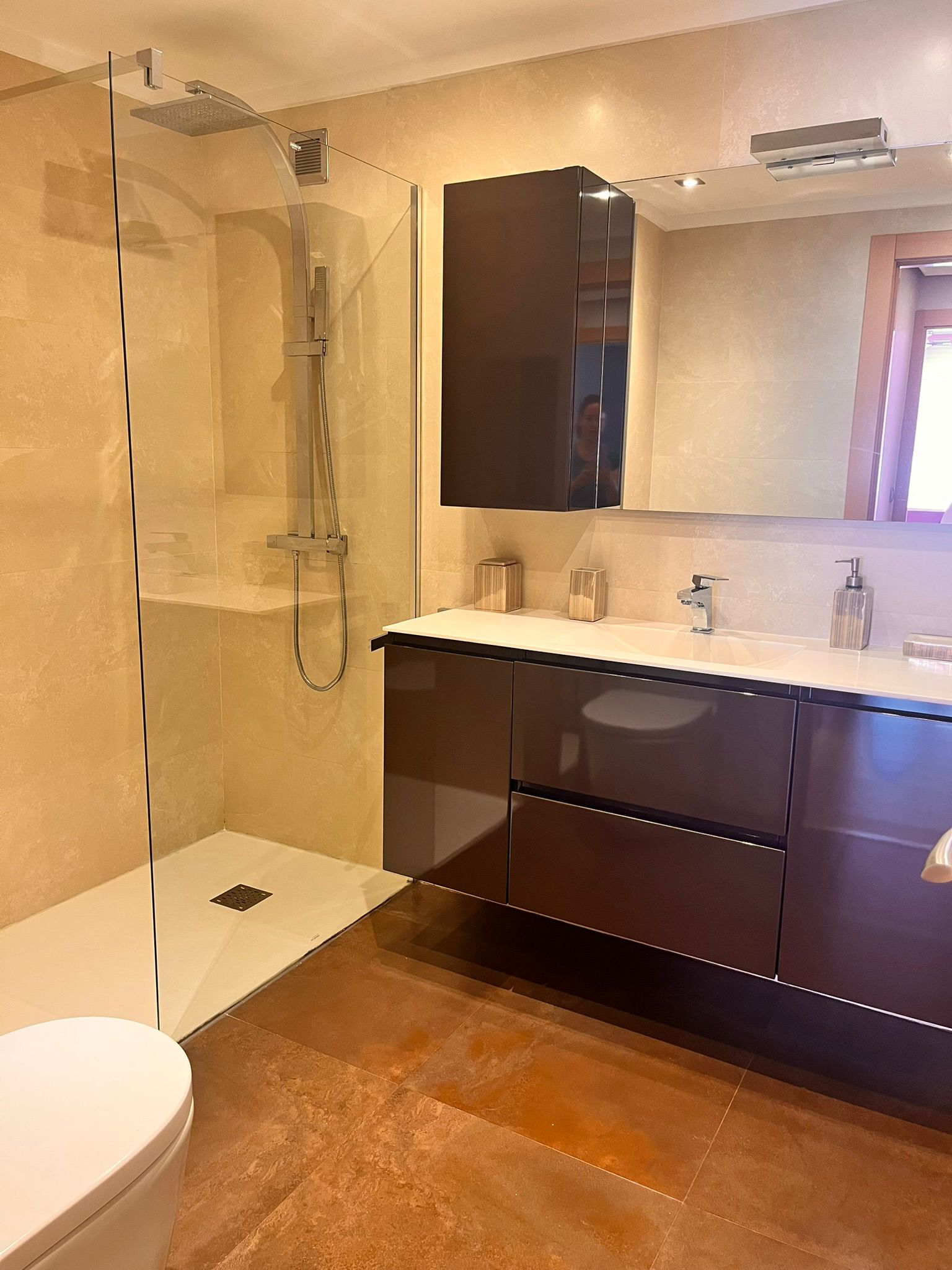 Precioso piso en venta en el centro de la ciudad con plaza de garaje incluida