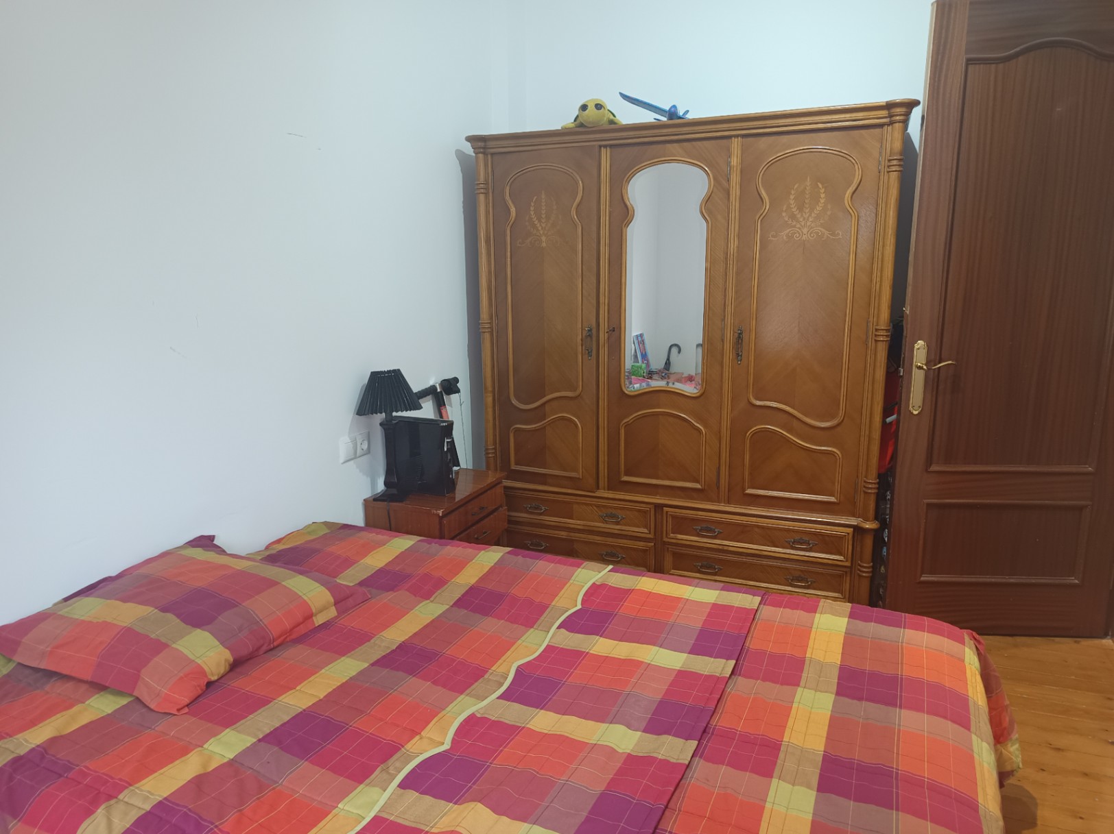 Piso de estructura de madera a la venta