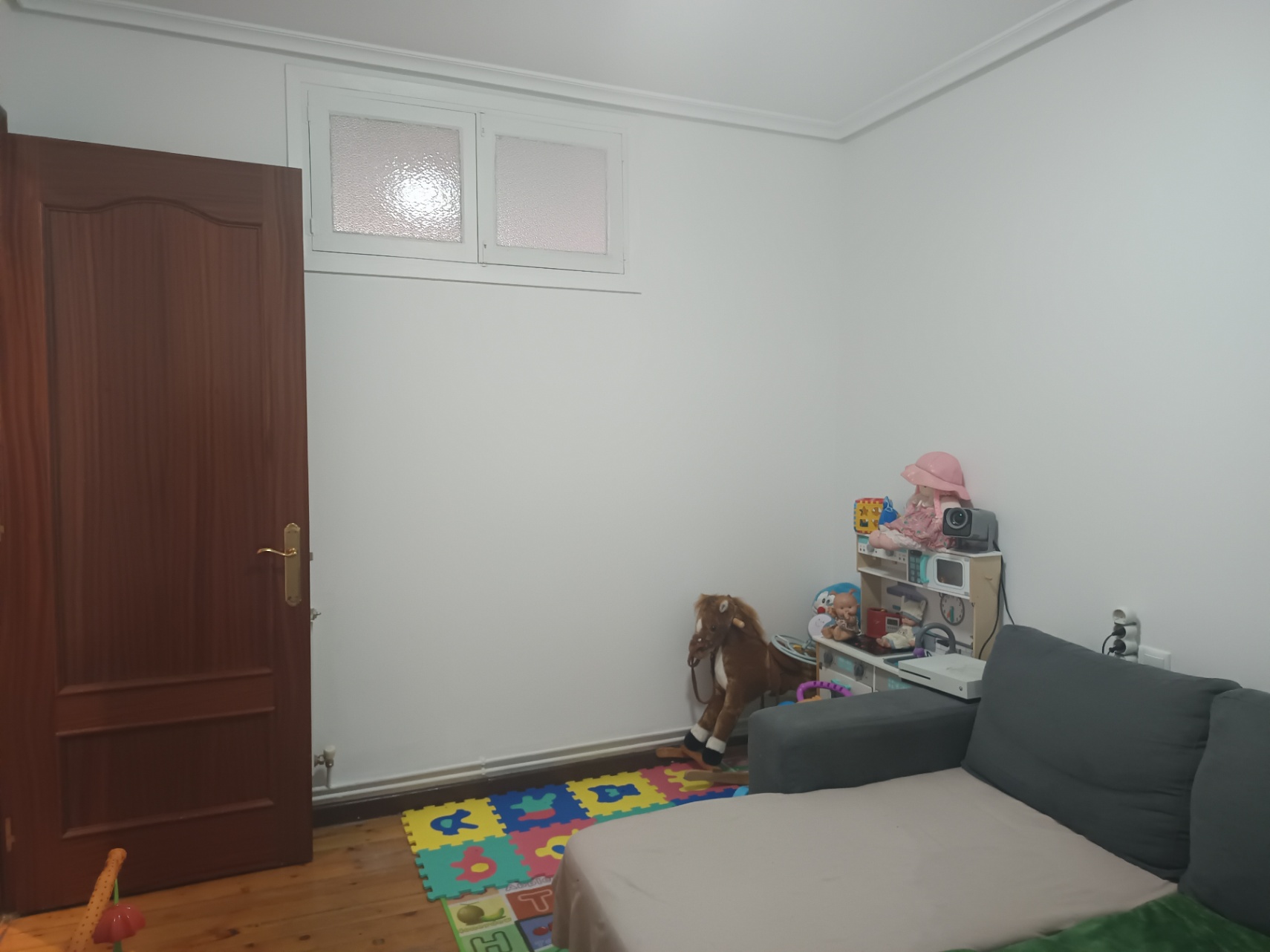 Piso de estructura de madera a la venta