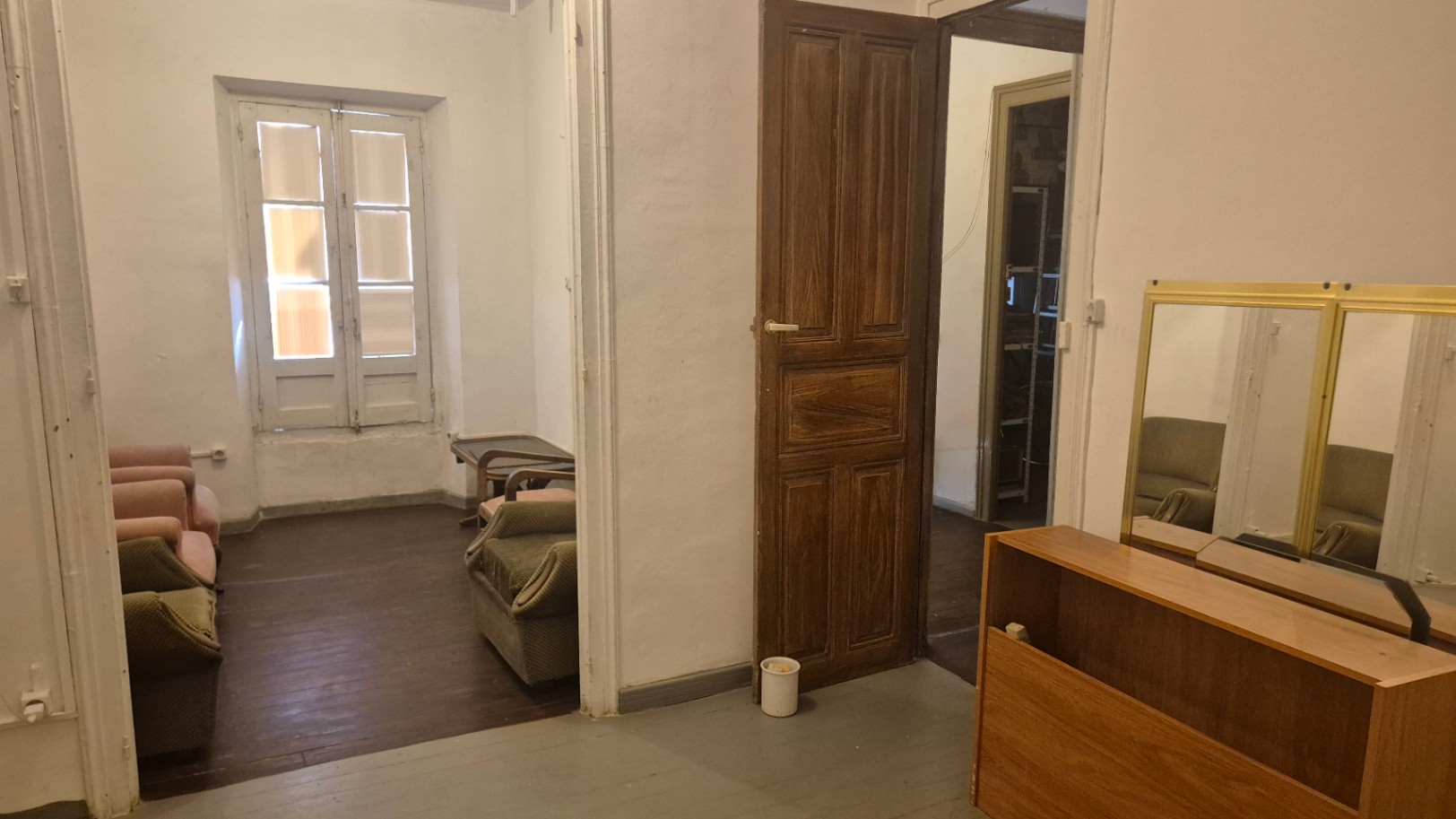 Edificio entero a la venta (4 viviendas)