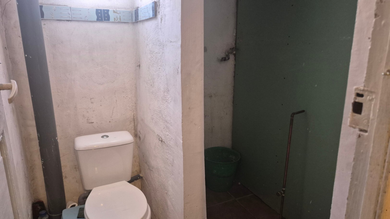 Edificio entero a la venta (4 viviendas)