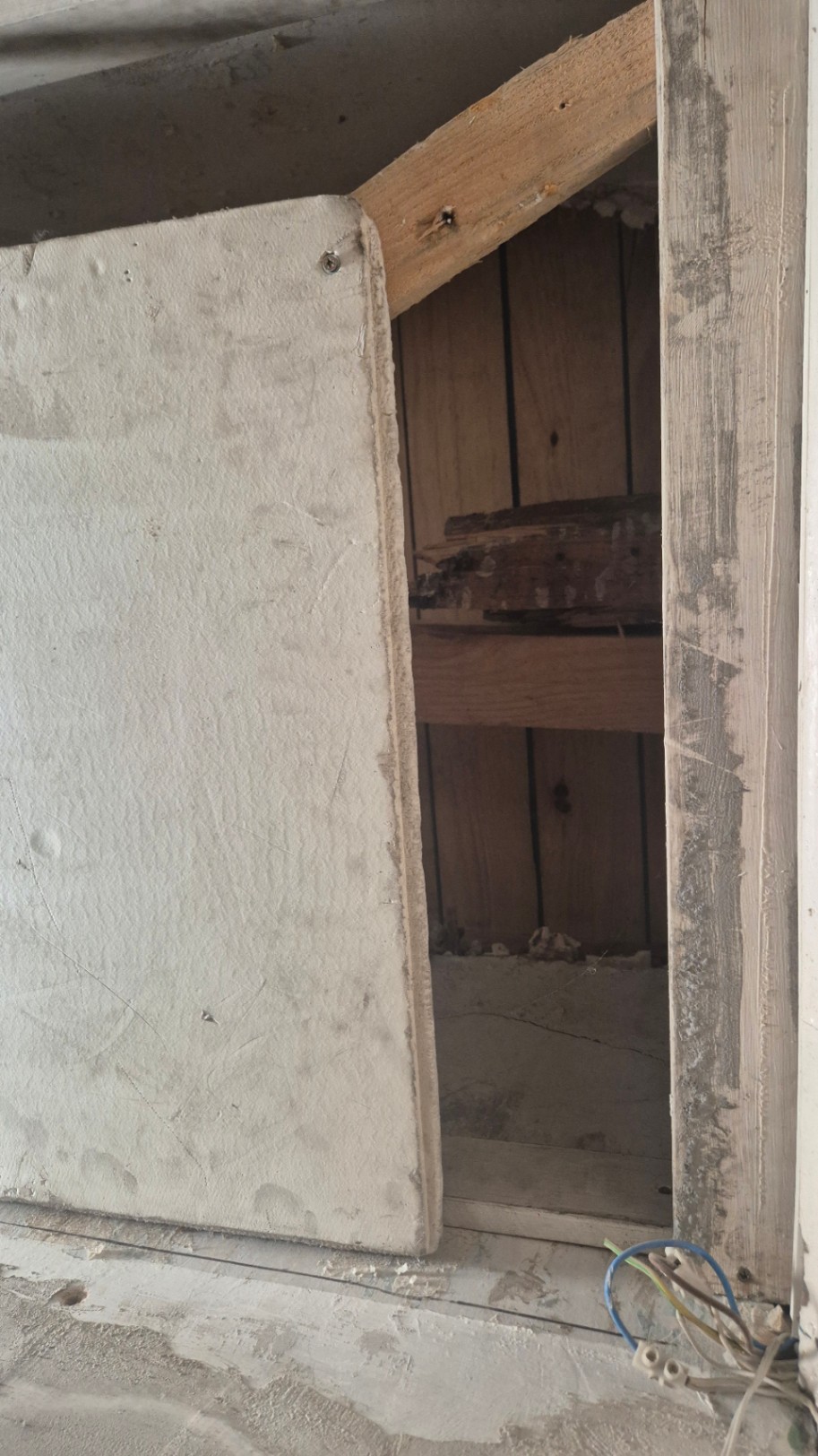 Edificio entero a la venta (4 viviendas)