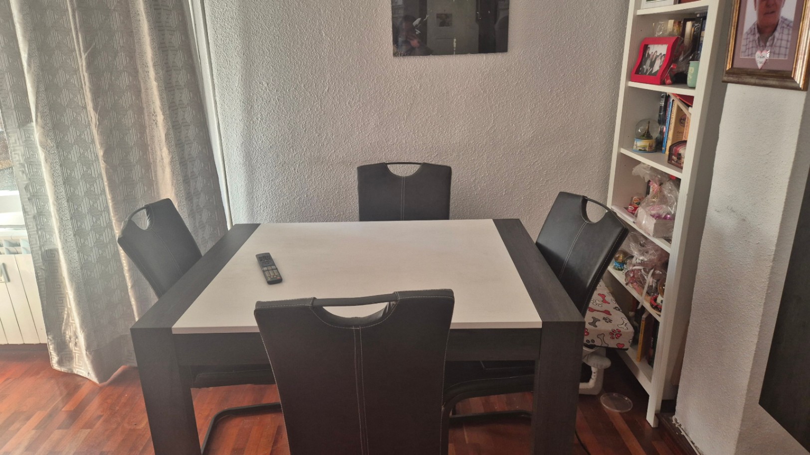 Piso a la venta en calle Santa Lucía.