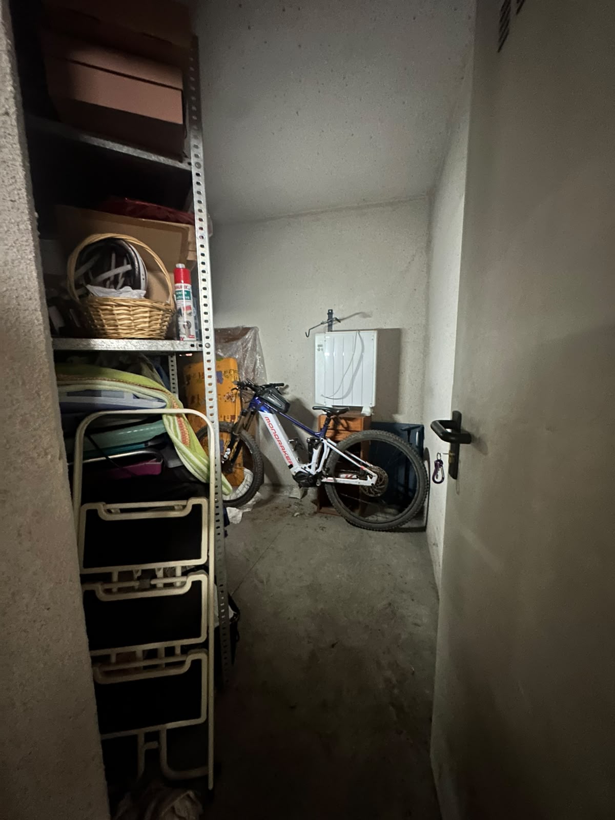 Piso en el centro de la ciudad totalmente amueblado con plaza de garaje