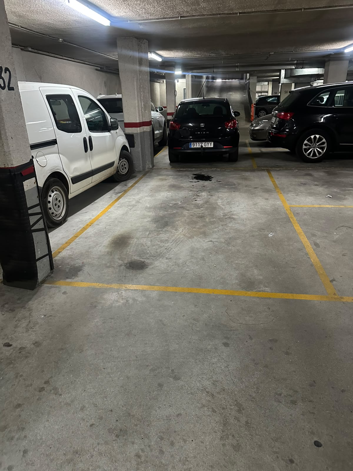 Piso en el centro de la ciudad totalmente amueblado con plaza de garaje