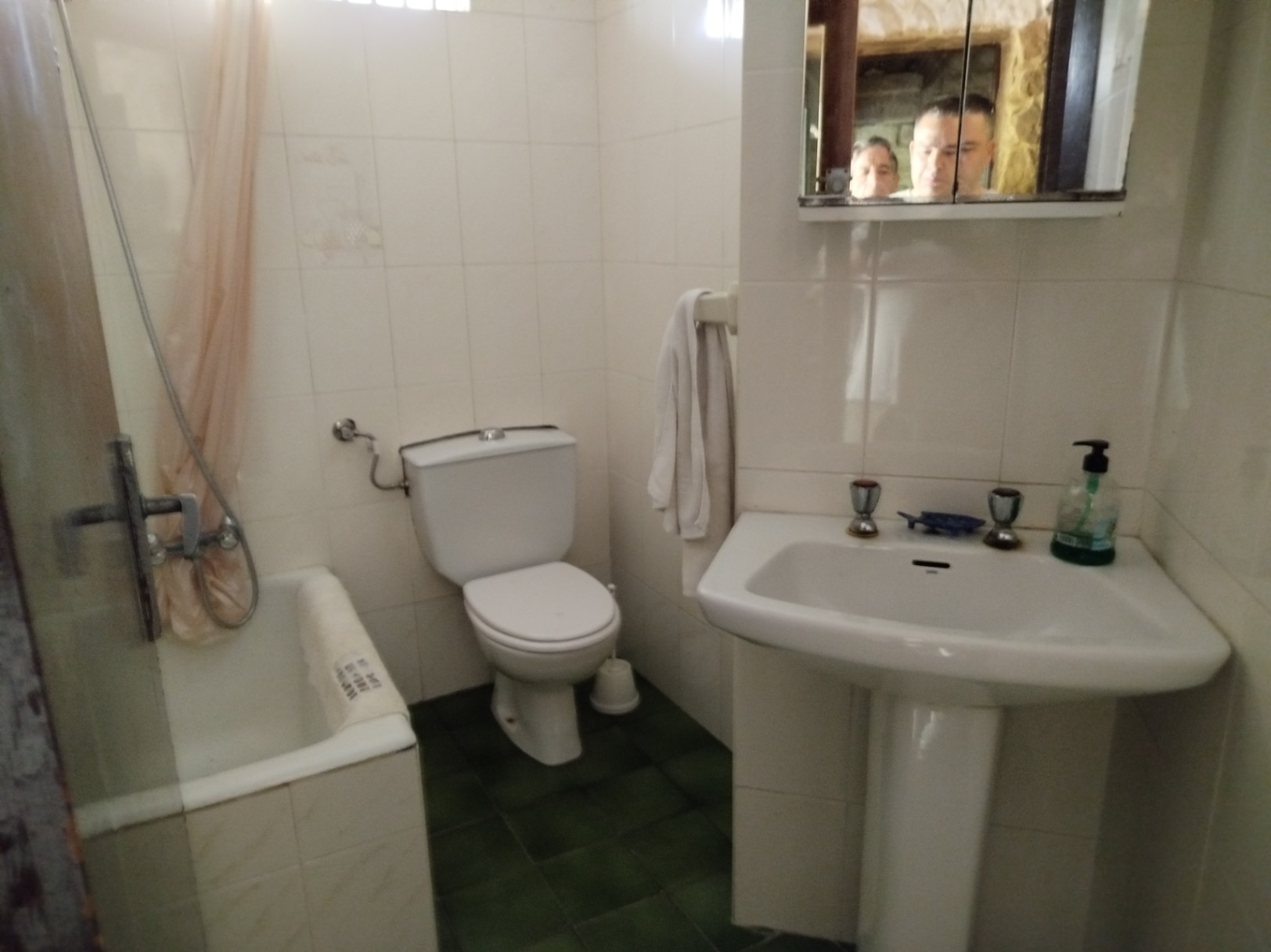 COUNTRY HOUSE WITH 6,000 METERS OF LAND