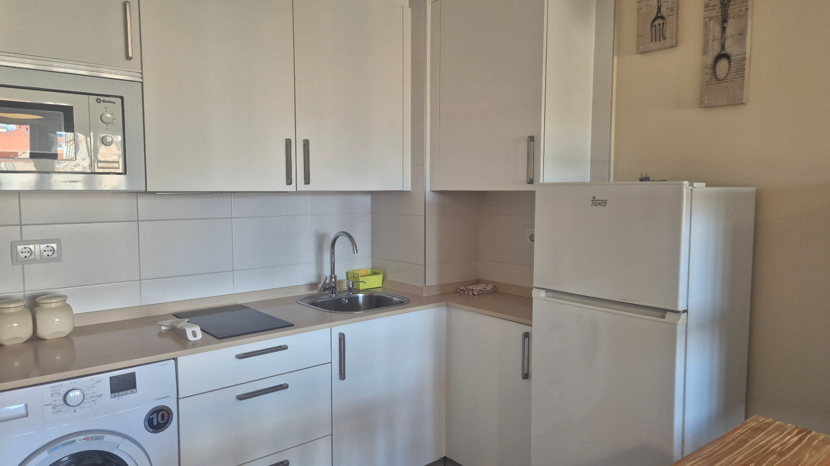 Studio for sale with elevator and parking space