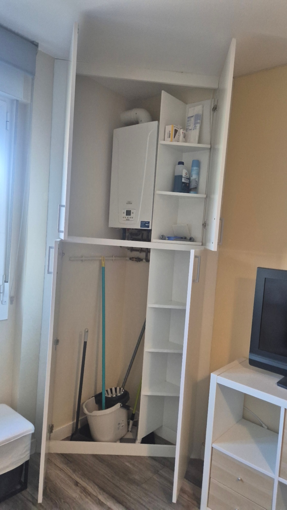Studio for sale with elevator and parking space