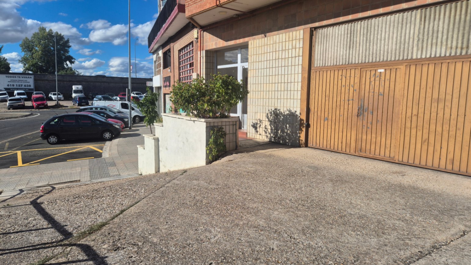 Studio for sale with elevator and parking space