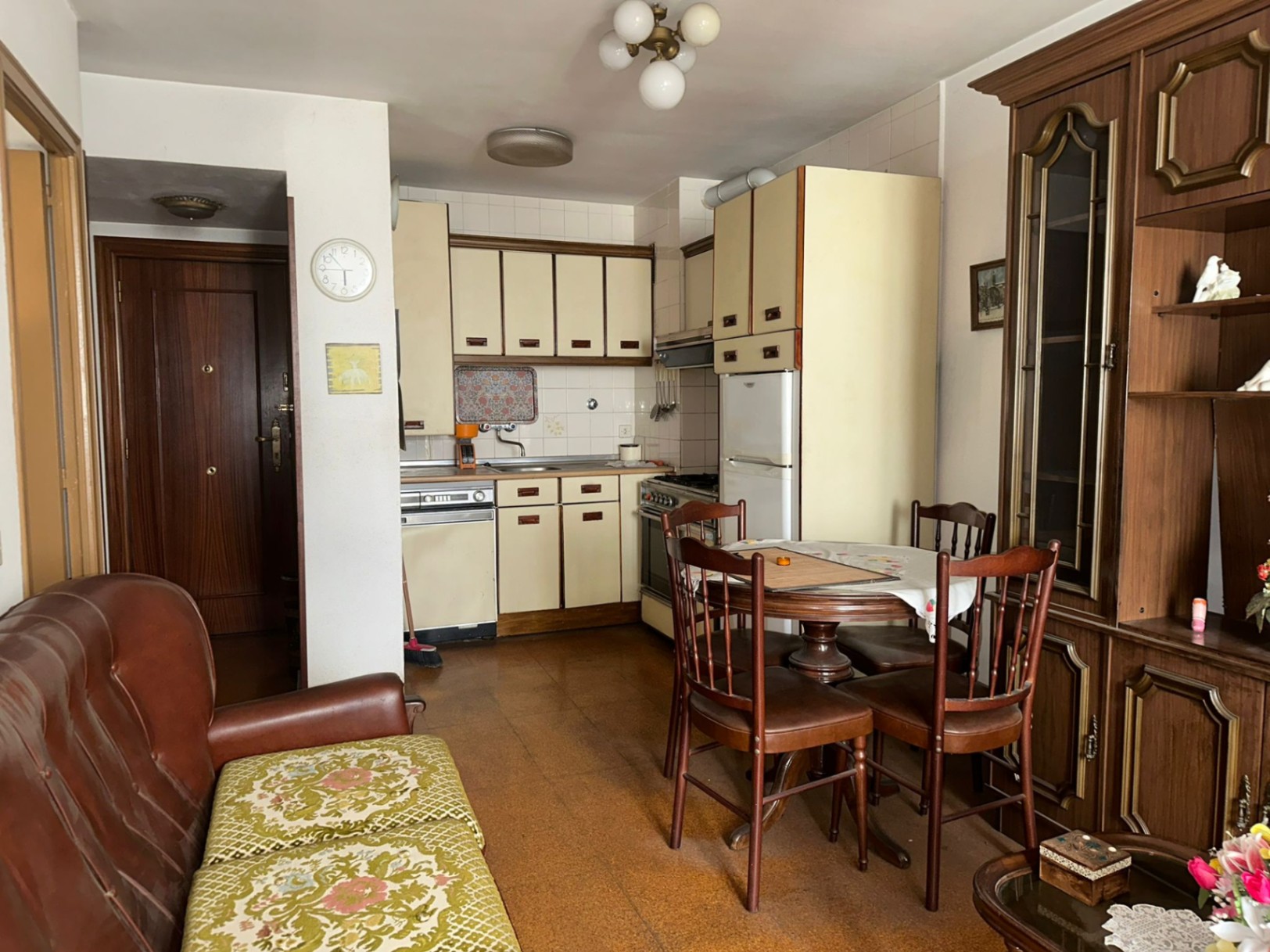 STUDY FOR INVESTMENT IN THE OLD TOWN