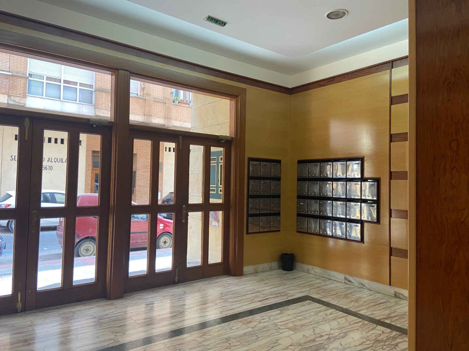 Apartamento en el centro junto al Parque Antonio Machado. Totalmente amueblado. Garaje opcional. 