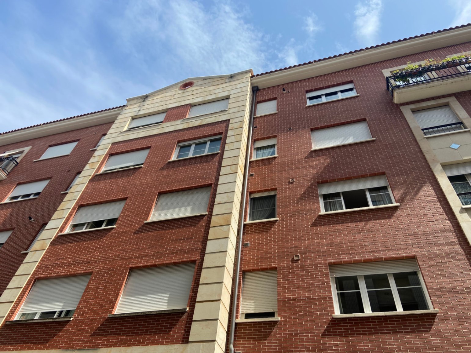 Apartamento en el centro junto al Parque Antonio Machado. Totalmente amueblado. Garaje opcional. 