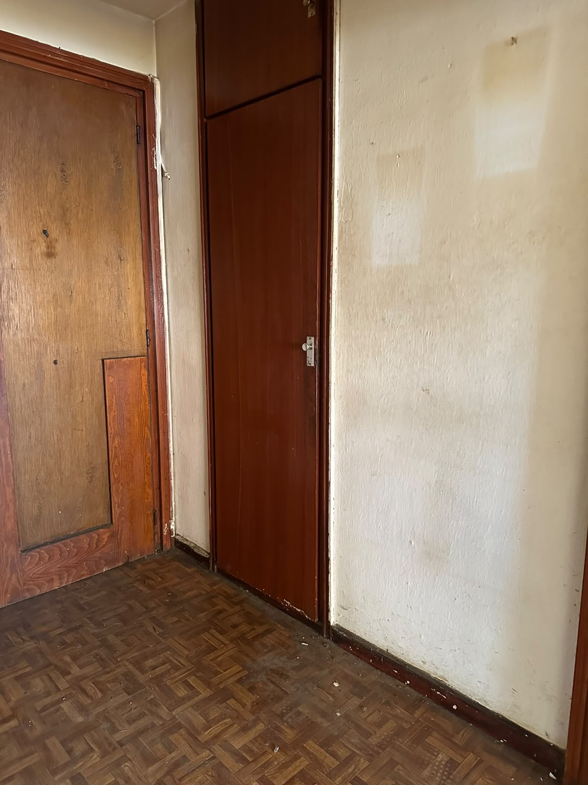PISO EN LA ZONA DE ANDUVA DE 4 HABITACIONES PARA REFORMAR