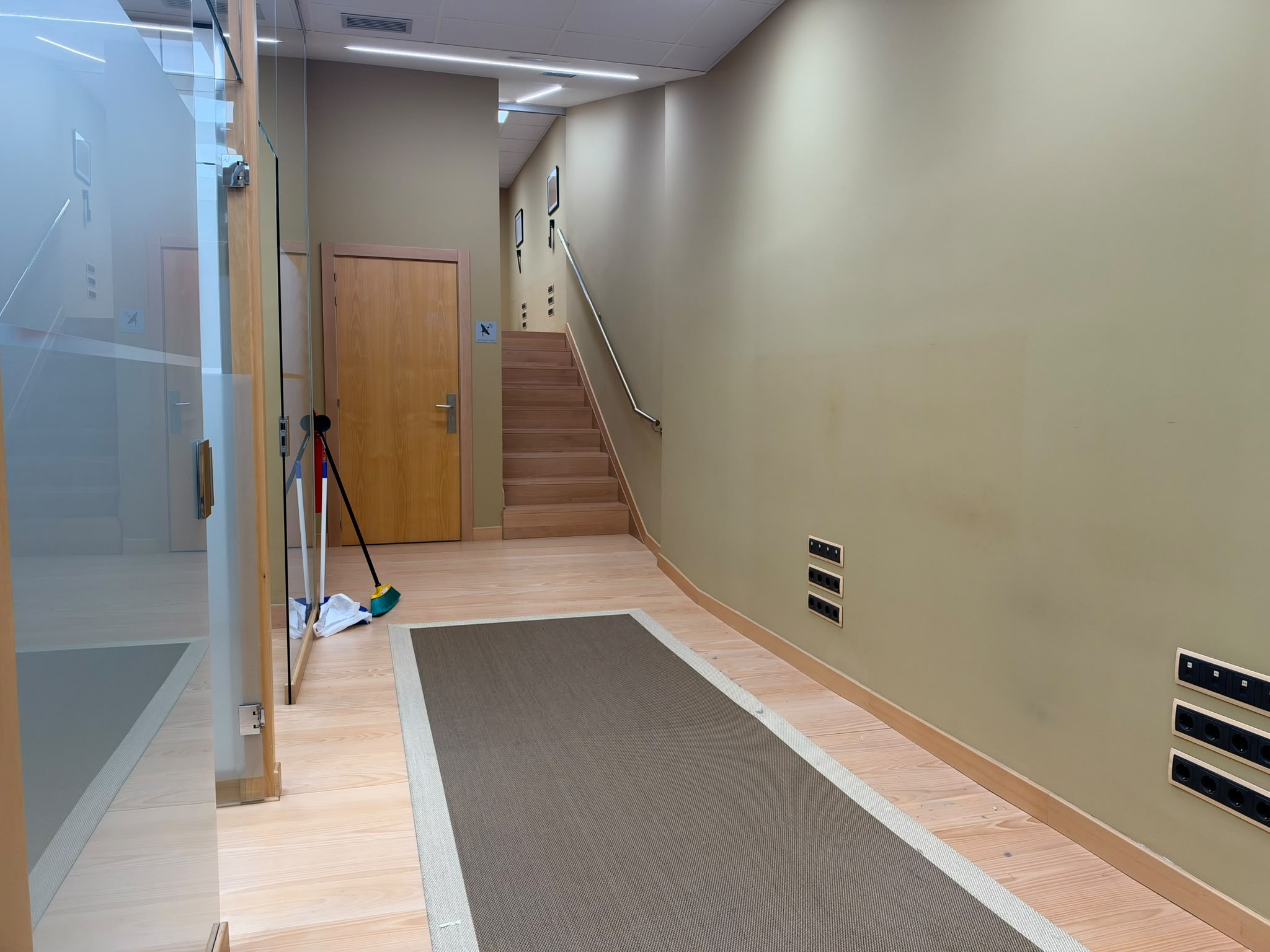 COMMERCIAL PREMISES IN THE CITY CENTER READY FOR USE