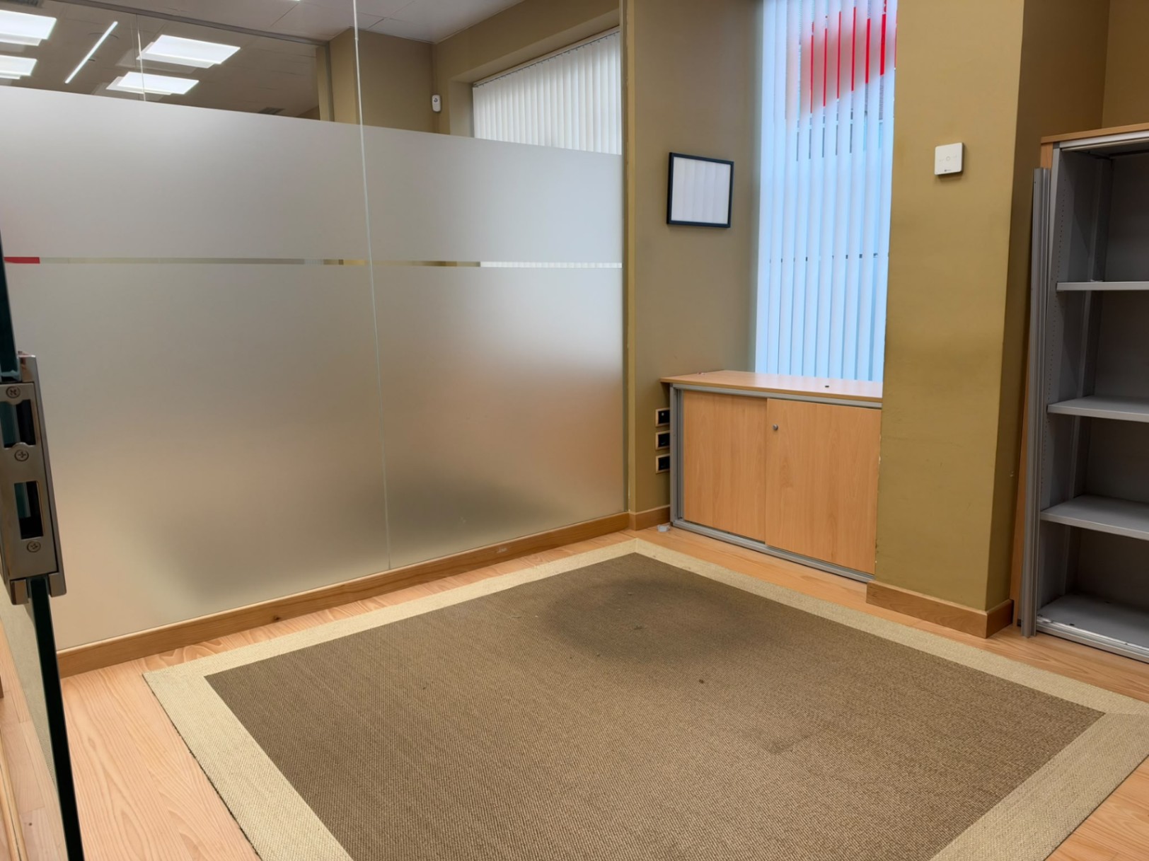 COMMERCIAL PREMISES IN THE CITY CENTER READY FOR USE