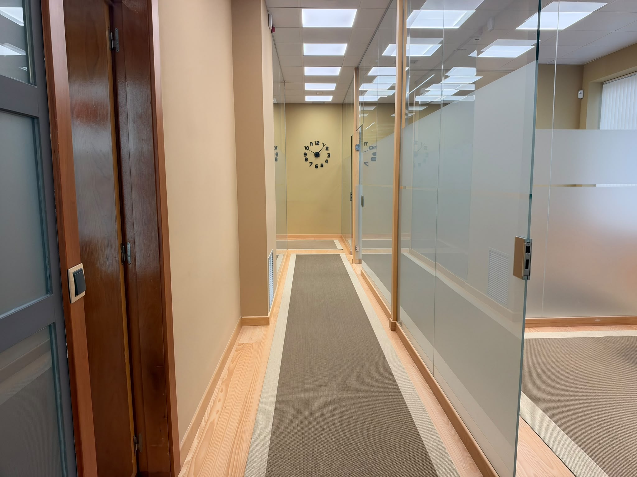 COMMERCIAL PREMISES IN THE CITY CENTER READY FOR USE