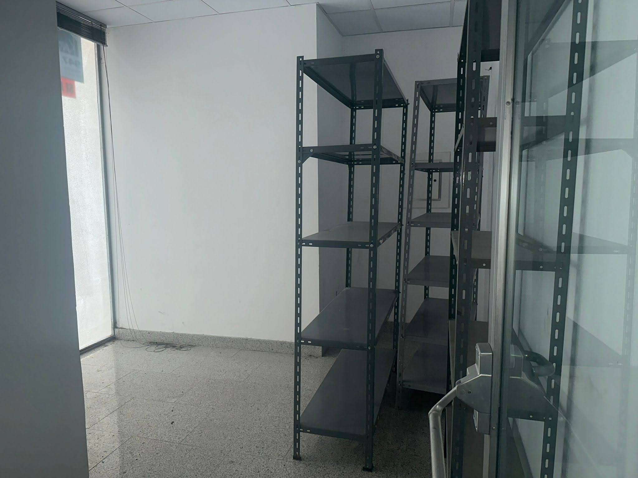 Local comercial en el centro de la ciudad en Calle Estación