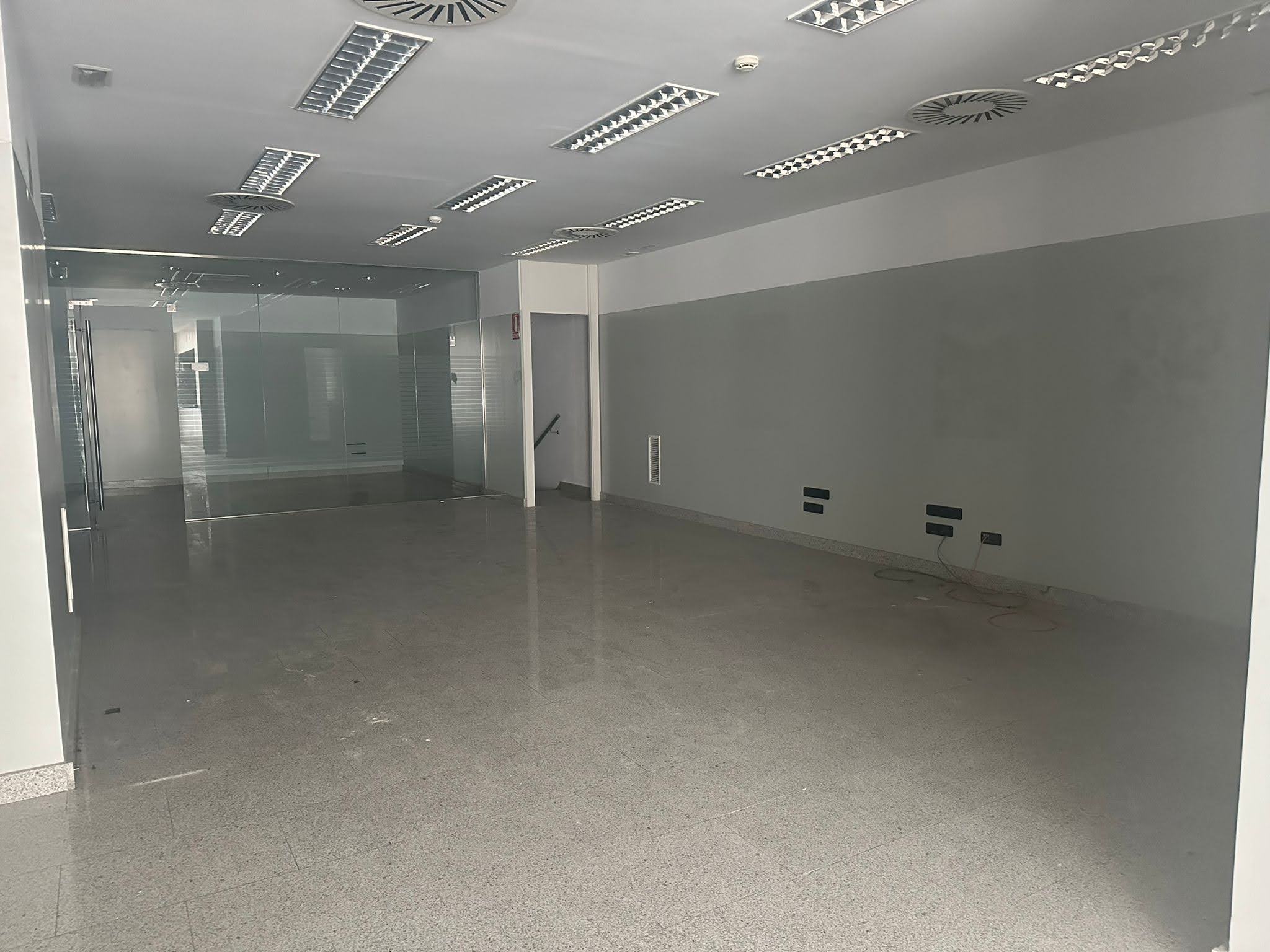 Local comercial en el centro de la ciudad en Calle Estación