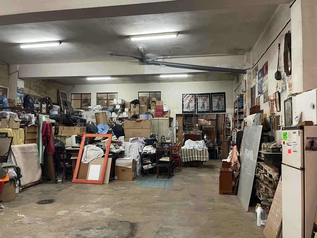 Local a la venta con grandes posibilidades